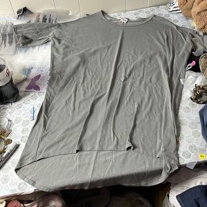 LulaRoe XXS Short Sleeve Hi Low Tunic T shirt